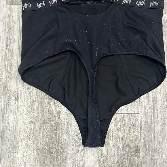 New Fabletics Yity Spotlight Shaping Demi Cup Thong Bodysuit - Picture 14 of 16